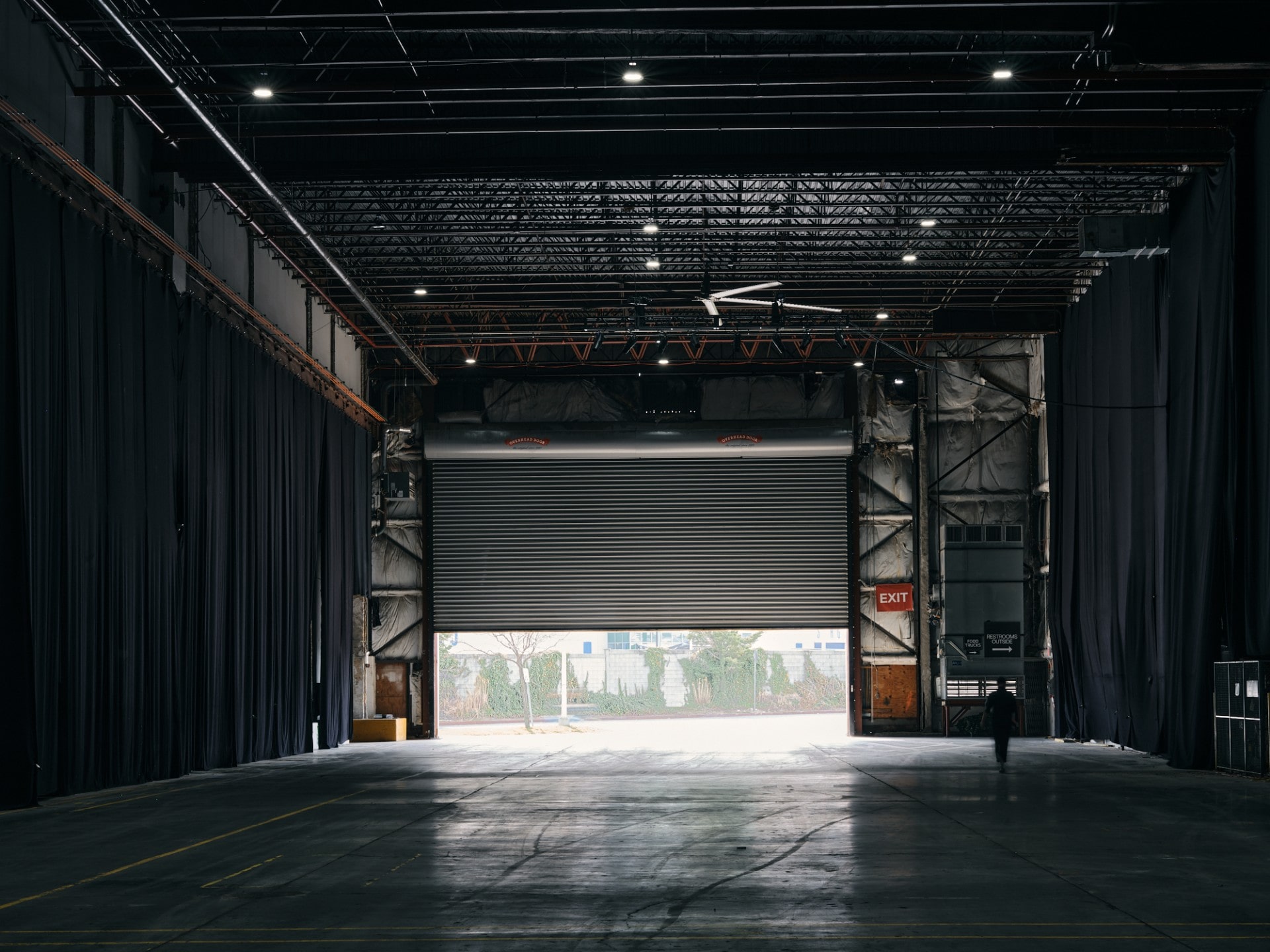 Massive Brooklyn Navy Yard Warehouse